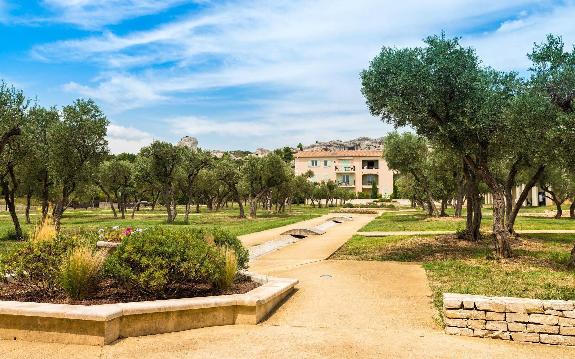 Lagrange Vacances Le Domaine De Bourgeac Paradou Luaran gambar